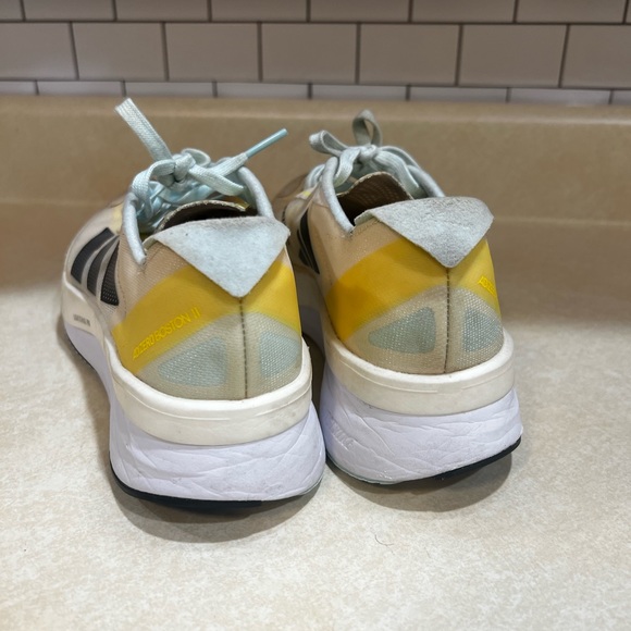 Running shoes - Picture 4 of 5